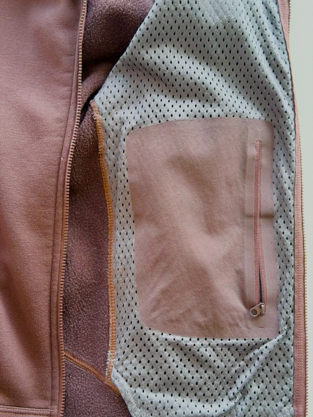 Arc'teryx Kyanite Flux (reddish/burgundy tone) Full-Zip Fleece Jacket - Picture 5 of 5